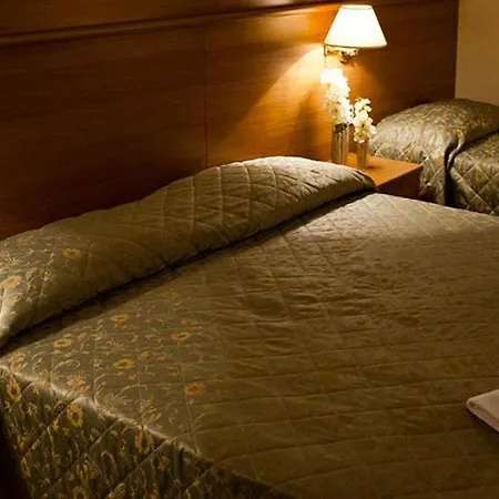 Capys 4*